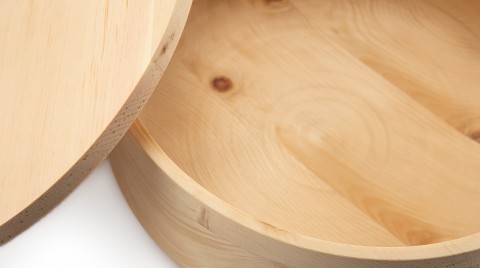 Pinalis - Swiss stone pine bread bin with lid, hand-turned - Pinalis Pinalis - Swiss stone pine bread bin with lid, hand-turned - Pinalis